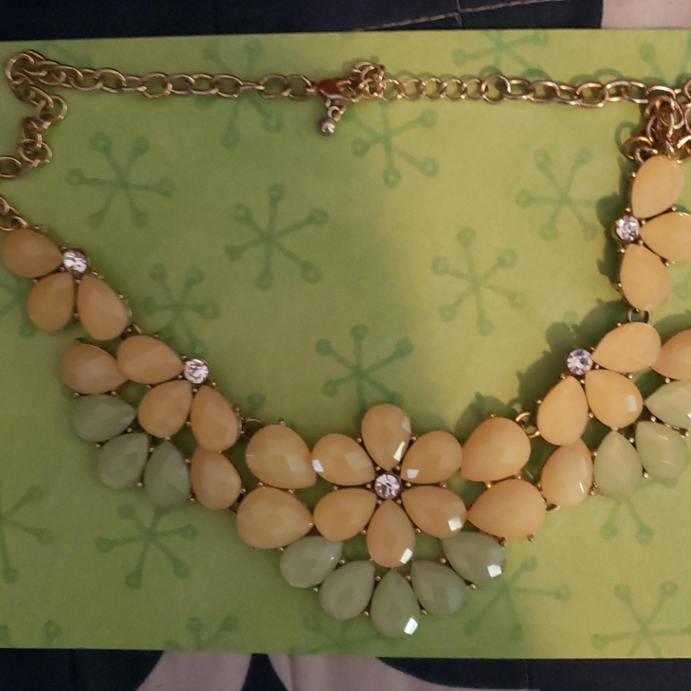 Floral Statement Necklace 18 inch